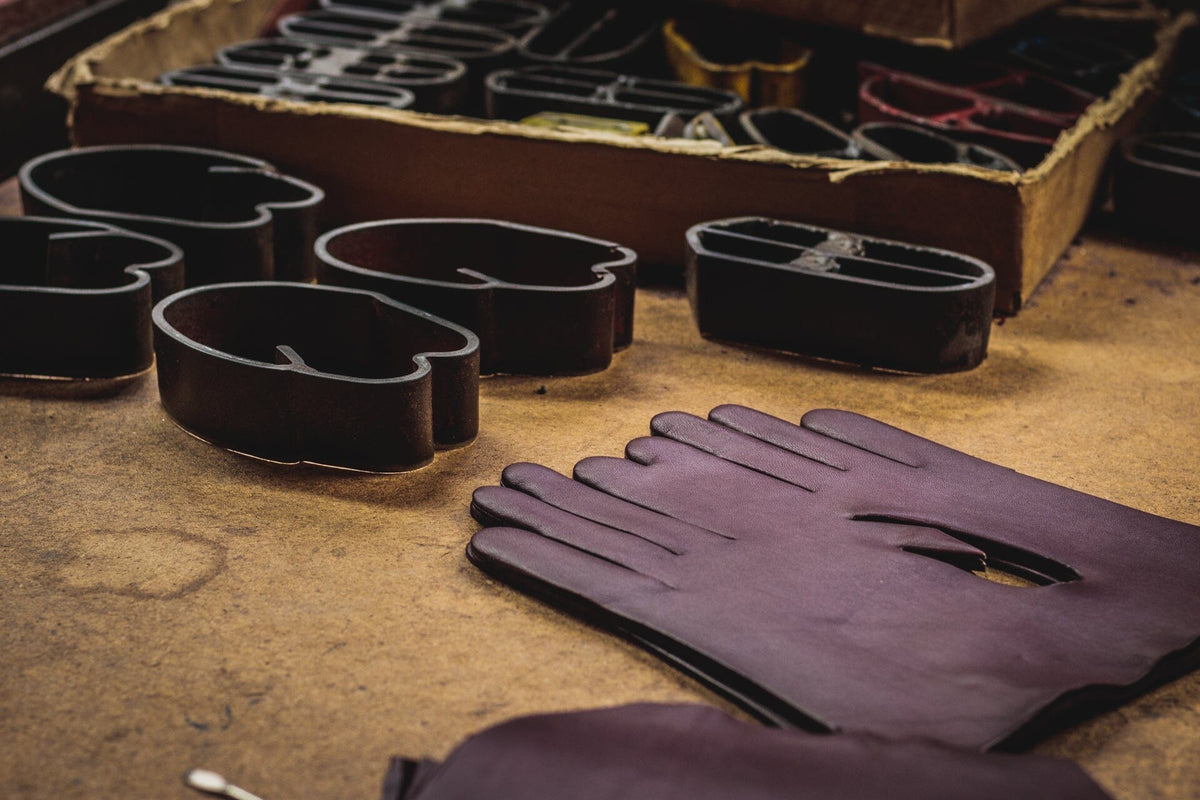 Gants de conduite en cuir : pourquoi et comment bien les choisir ?