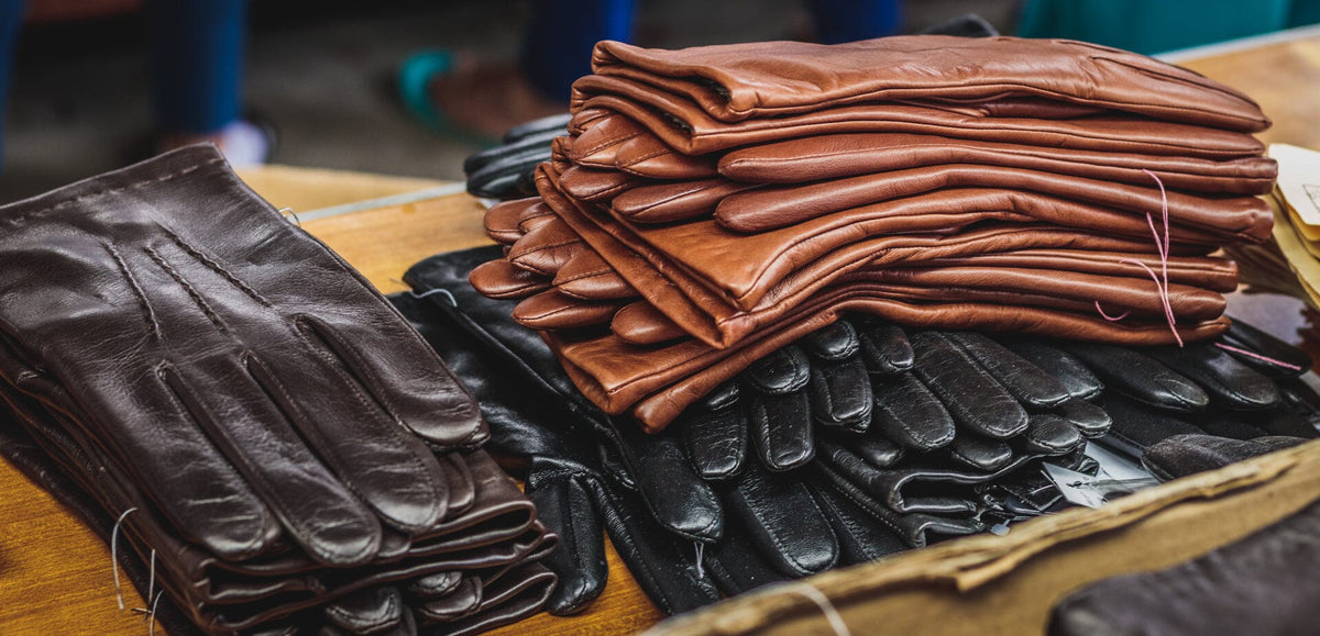 Soie, cachemire, laine ou sans doublure : quelle doublure pour vos gants ?