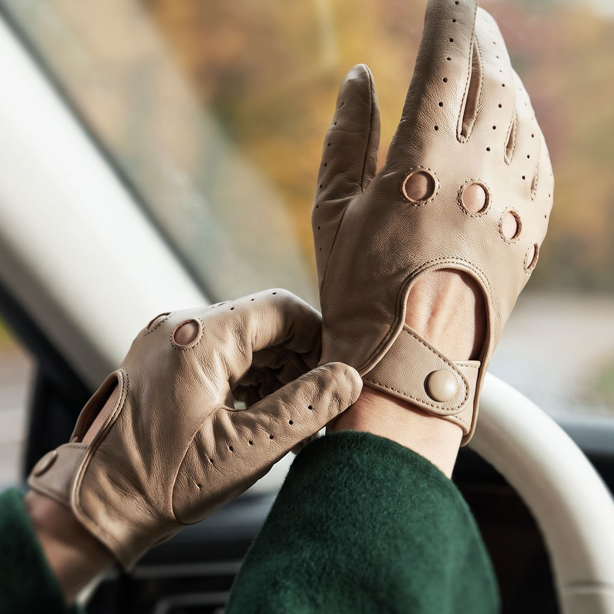 Gants de conduite femme en cuir d'agneau non doublés – 21090NF